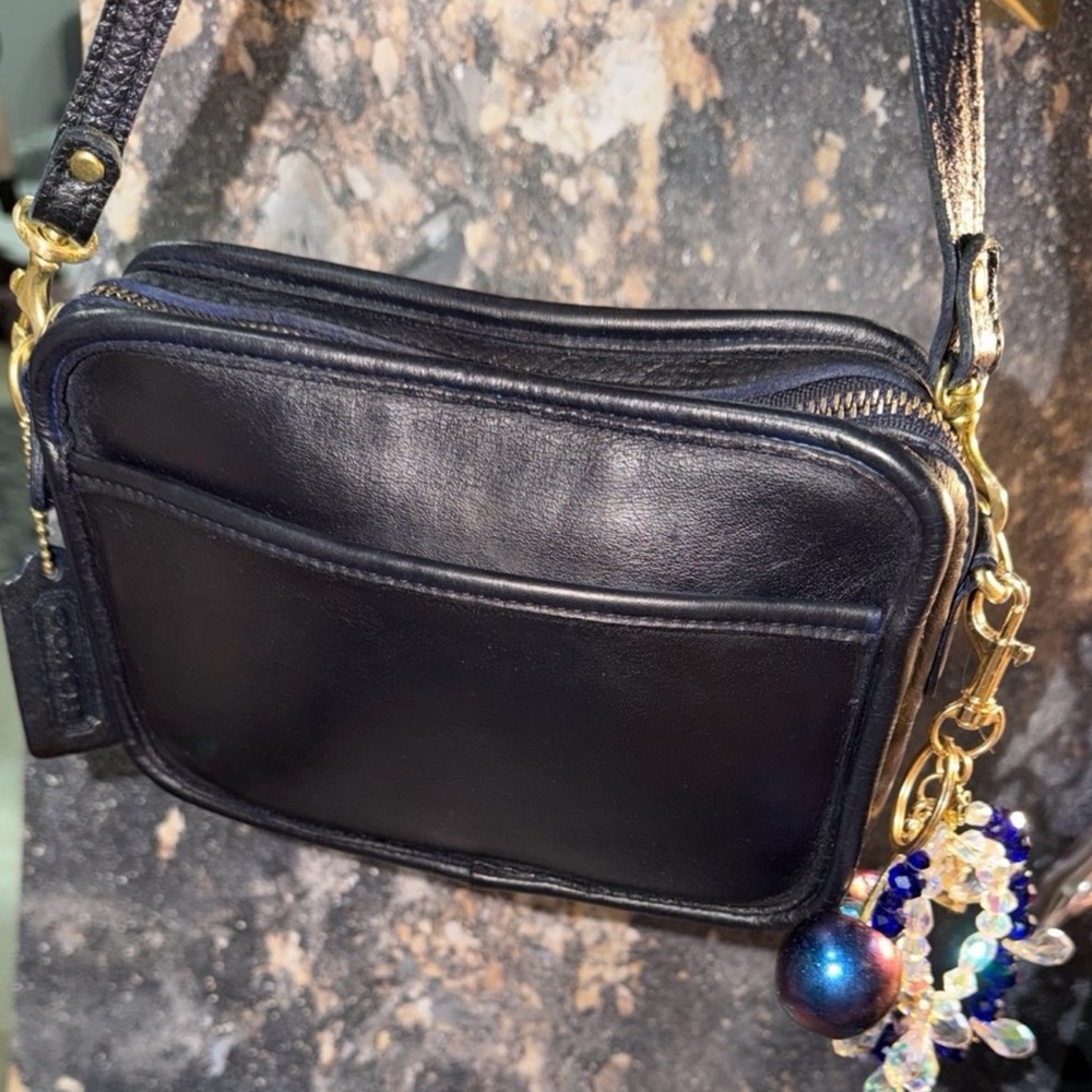 Vintage Coach Carnival 9925 Crossbody Bag with Gold Hardware
